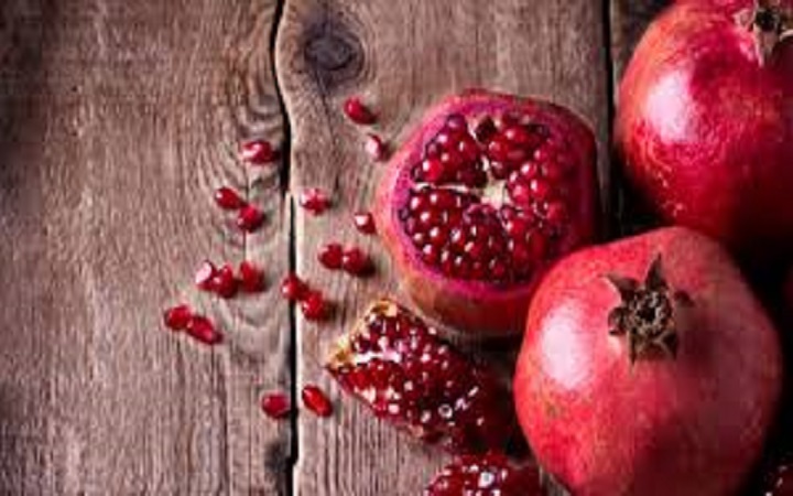 শীতে ডালিম খাওয়ার যত উপকার